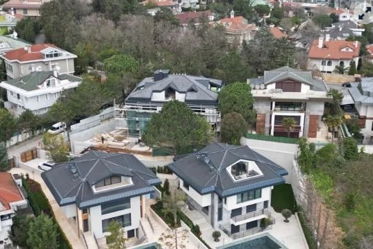 İhale karşılığı milyarlık villa! İmamoğlu ile Nuhoğlu arasındaki rüşvet çarkı deşifre oldu